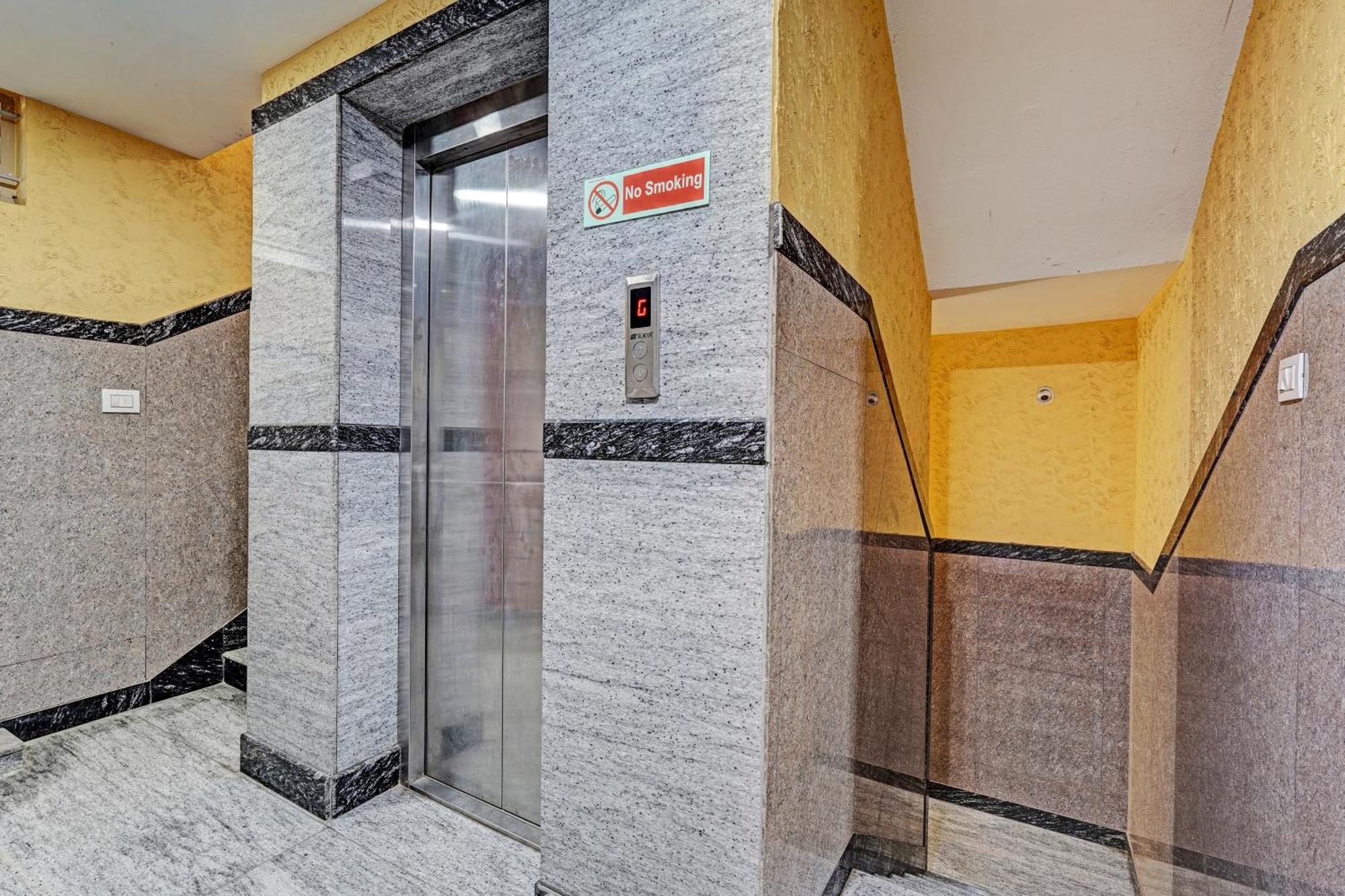 Hotel O Maruthi Residency Bangalore Extérieur photo